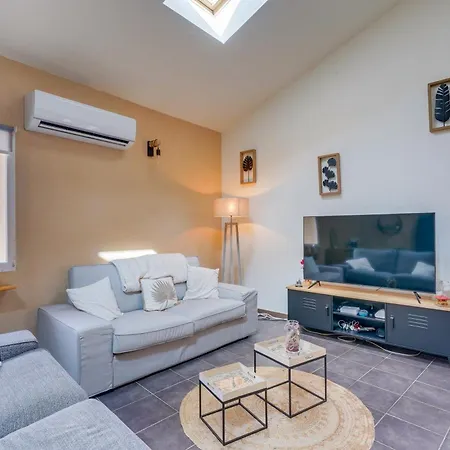 Feriehus Maison En Pierre A Proche Bordeaux *