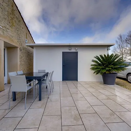 Feriehus Maison En Pierre A Proche Bordeaux