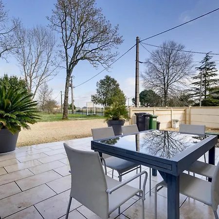 Maison En Pierre A Proche Bordeaux